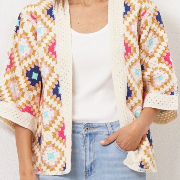 Vibrant Geometric Women's Cardigan - Picture 1 of 3